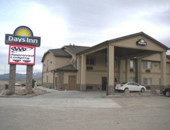 Days Inn By Wyndham Бийвър Екстериор снимка